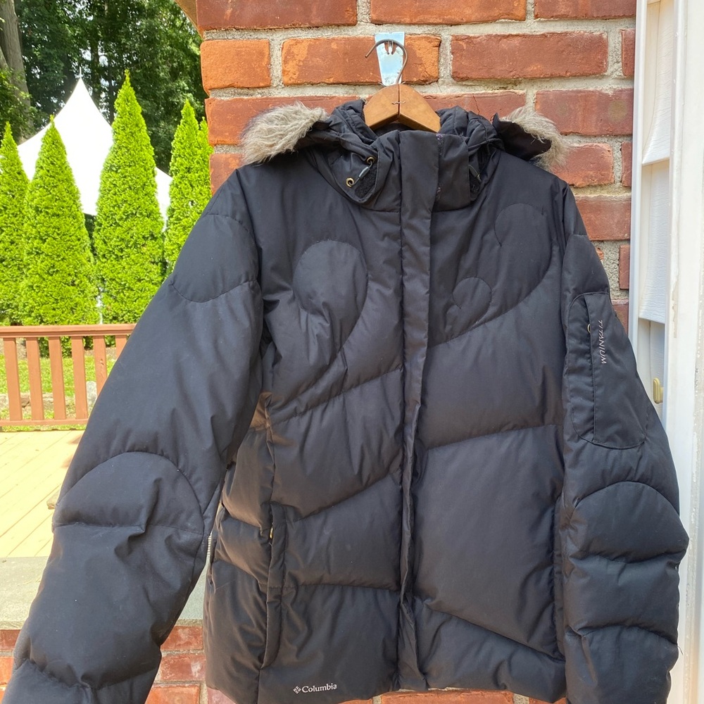 Columbia Black Women's Puffer Jacket with Faux Fur Hood
